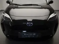 Usado Toyota Yaris Hybrid Connect Style 115 CV (84 kW) 2022 Negro