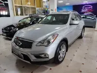 Usado Infiniti QX50 Premium 320 CV (235 kW) 2017 Gris / plata SUV