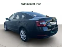 Usado Skoda Octavia Ambition 115 CV (84 kW) 2021 Negro
