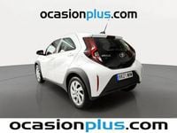 Usado Toyota Aygo X Play 72 CV (52 kW) 2023 Blanco SUV