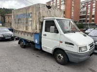 Usado Iveco Daily 103 CV (75 kW) 1996 Blanco Van