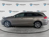 Usado Ford Mondeo Titanium 150 CV (110 kW) 2019 Beige Familiar