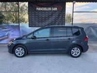 Usado VW Touran Advance 150 CV (110 kW) 2022 Gris / plata Monovolumen