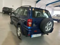 Usado Toyota RAV4 Sol 116 CV (85 kW) 2004 Azul SUV