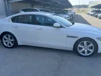 Usado Jaguar XE Portfolio 180 CV (132 kW) 2016 Blanco Berlina