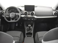 Usado Audi Q2 S-Line 116 CV (85 kW) 2025 Azul SUV