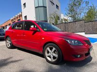 Usado Mazda 3 Active 105 CV (77 kW) 2005 Rojo Utilitario