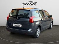 Usado Peugeot 5008 Premium 112 CV (82 kW) 2010 Gris Monovolumen