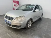 Usado VW Polo Match 65 CV (47 kW) 2005 Gris / plata Utilitario