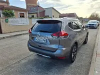 Käytetty Nissan X-Trail Tekna 163 HP (119 kW) 2017 Harmaa Katumaasturi