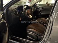 Usado Kia Ceed 120 CV (88 kW) 2021 Gris / plata Utilitario