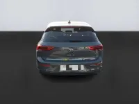 Usado VW Golf VIII Life 116 CV (85 kW) 2020 Gris Utilitario
