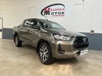 Usado Toyota HiLux 150 CV (110 kW) 2021 Verde Pickup/Camioneta