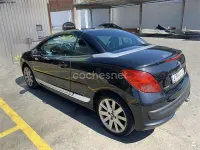 Usado Peugeot 207 CC Sport 110 CV (80 kW) 2007 Negro Descapotable