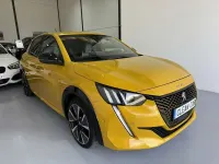 Begagnad Peugeot e-208 GT 100 kW (136 HK) 2021 Gul Halvkombi