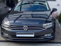 Usado VW Passat Executive 120 CV (88 kW) 2019 Gris / plata Berlina
