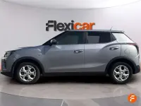 Usado SsangYong Tivoli 163 CV (119 kW) 2024 Gris SUV