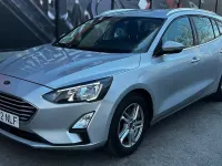 Usado Ford Focus Trend+ 120 CV (88 kW) 2021 Gris Familiar