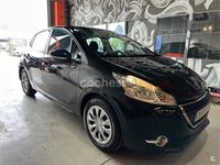 Usado Peugeot 208 Active 82 CV (60 kW) 2013 Negro Utilitario