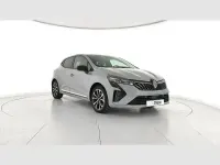Usado Renault Clio V Techno 143 CV (105 kW) 2025 Gris Berlina