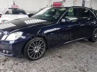 Usado Mercedes E220 170 CV (125 kW) 2011 Azul Berlina