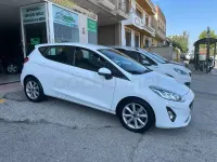 Usado Ford Fiesta Trend 85 CV (62 kW) 2018 Blanco Utilitario