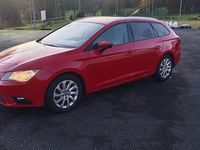 Usado Seat Leon ST 115 CV (84 kW) 2016 Rojo Familiar