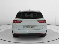Usado Kia Ceed Style 100 CV (73 kW) 2025 Blanco Utilitario
