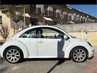 Usado VW New Beetle 90 CV (66 kW) 2000 Blanco Utilitario