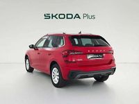 Usado Skoda Kamiq Selection 95 CV (69 kW) 2024 Rojo SUV