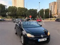 Usado VW Golf Cabriolet 105 CV (77 kW) 2012 Negro Descapotable