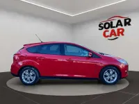 Używany Ford Focus Trend 101 KM (74 kW) 2012 Czerwony Hatchback
