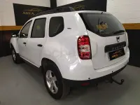 Usado Dacia Duster Ambiance 109 CV (80 kW) 2016 Blanco SUV
