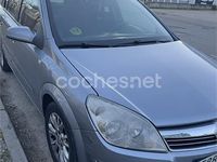Usado Opel Astra Edition 110 CV (80 kW) 2009 Azul Berlina