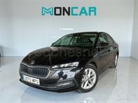 Usado Skoda Octavia Selection 150 CV (110 kW) 2024 Negro Berlina