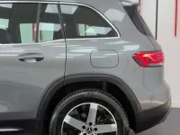 Usado Mercedes GLB200 150 CV (110 kW) 2021 Gris SUV