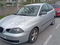 Usado Seat Ibiza Reference 101 CV (74 kW) 2006 Gris / plata Utilitario