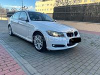 Usado BMW 320 Efficient Dynamics 163 CV (119 kW) 2011 Blanco Berlina