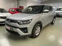 Usado SsangYong Tivoli 128 CV (94 kW) 2022 Gris / plata SUV