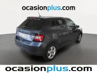 Usado Skoda Fabia Ambition 75 CV (55 kW) 2015 Gris Berlina