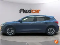 Usado Ford Focus Trend+ 120 CV (88 kW) 2022 Azul Berlina