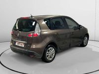 Usado Renault Scénic III Dynamique 131 CV (96 kW) 2012 Marrón Monovolumen