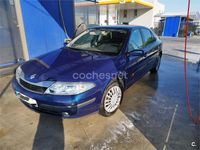 Usado Renault Laguna II Privilege 123 CV (90 kW) 2001 Azul Berlina