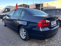 Usado BMW 318 122 CV (89 kW) 2006 Azul Berlina