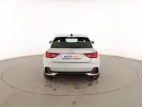 Usado Audi A1 Sportback Comfort 116 CV (85 kW) 2025 Gris Utilitario