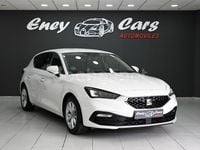 Usado Seat Leon Style 110 CV (80 kW) 2021 Blanco Berlina