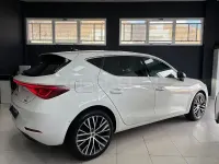 Usado Seat Leon XCELLENCE 204 CV (150 kW) 2021 Blanco Berlina