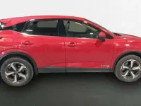 Usado Nissan Qashqai N-Connecta 189 CV (139 kW) 2023 Rojo SUV