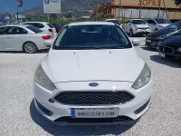Käytetty Ford Focus Business Edition 95 HP (69 kW) 2016 Valkoinen Viistoperä