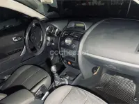 Usado Renault Mégane II Authentique 100 HP (73 kW) 2006 Preto Sedan